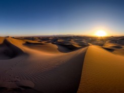 Desert Trekking - Explore the magnificent Iranian desert 