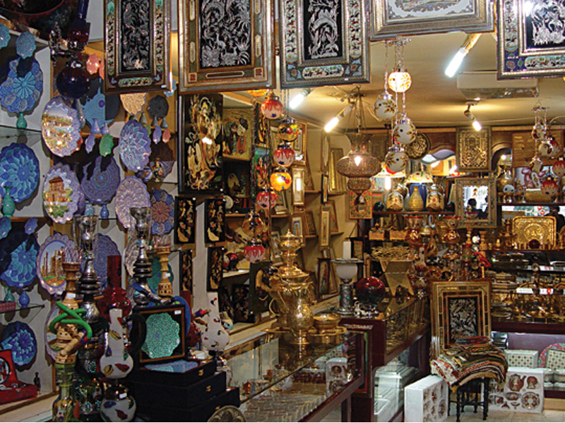  بازار أصفهان بوزورج