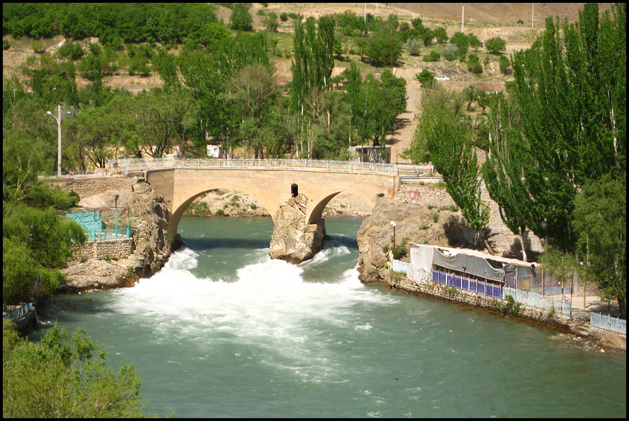 جسر زمان خان