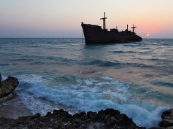 Norte y Sur - Esquiar en Dizin y relajarse en la isla de Kish